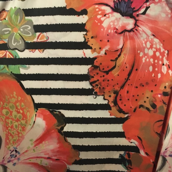 Stretchy striped dress - Picture 2 of 2